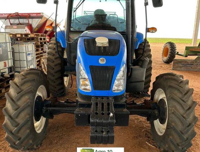 Trator New Holland TL 95 E
